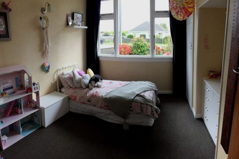 Photo of property in 39 Mary Street, Winton, 9720