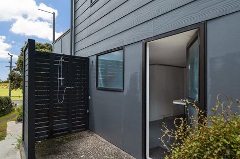Photo of property in 118 Seaforth Road, Waihi Beach, 3611