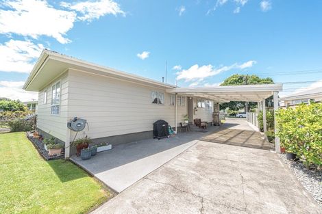 Photo of property in 15 Ward Street, Aramoho, Whanganui, 4500