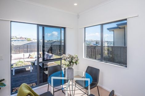 Photo of property in 90 Kentwood Drive, Woodridge, Wellington, 6037