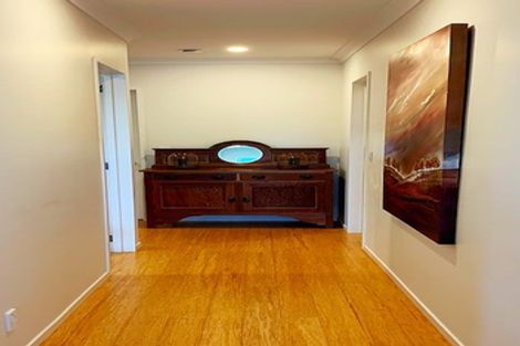 Photo of property in 17 Turutu Place, Long Bay, Auckland, 0630