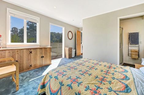 Photo of property in 665 South Titirangi Road, Titirangi, Auckland, 0604