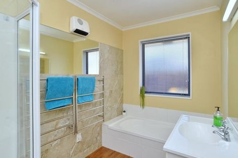 Photo of property in 17 Styx River Place, Spencerville, Christchurch, 8083