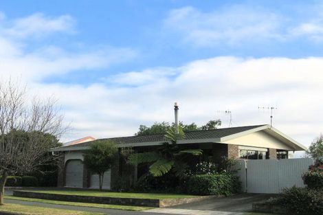 Photo of property in 22 Perry Crescent, Greenmeadows, Napier, 4112