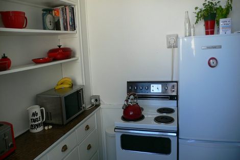 Photo of property in 8/1 Earls Terrace, Mount Victoria, Wellington, 6011