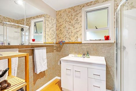 Photo of property in 43 Fookes Street, Waverley, 4510