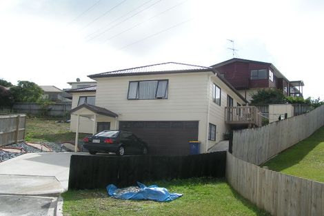 Photo of property in 10 Breenagh Place, Massey, Auckland, 0614