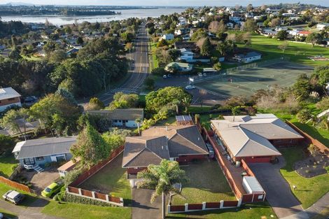 Photo of property in 3 Holmburn Street, Welcome Bay, Tauranga, 3112