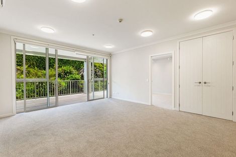 Photo of property in 16 Rewa Rewa Lane, Orewa, 0931
