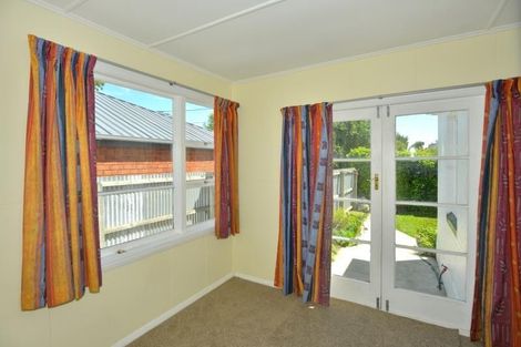 Photo of property in 1 Auburn Avenue, Upper Riccarton, Christchurch, 8041