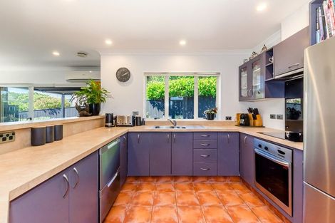 Photo of property in 1 Rifleman Lane, Paraparaumu Beach, Paraparaumu, 5032