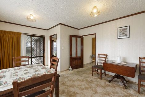 Photo of property in 8 Renata Road, Otaki, 5512