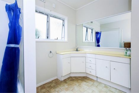 Photo of property in 216 Captain Springs Road, Onehunga, Auckland, 1061