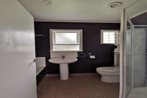 Photo of property in 21 Lynden Avenue, Hillcrest, Auckland, 0627