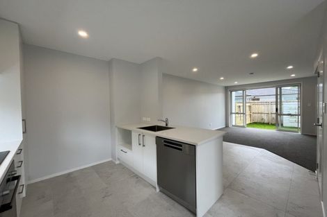 Photo of property in 12d Greenock Road, Ranui, Auckland, 0612