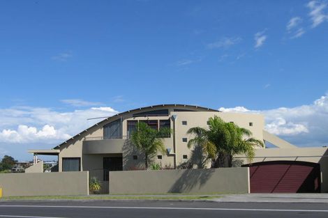 Photo of property in 77 Fitzwilliam Drive, Torbay, Auckland, 0630