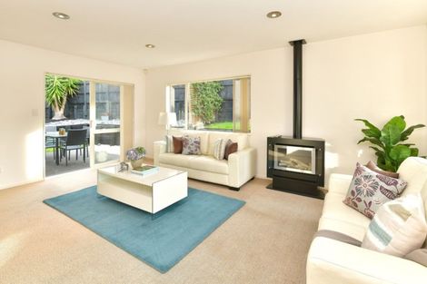 Photo of property in 9 Blue Heron Rise, Stanmore Bay, Whangaparaoa, 0932