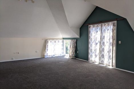 Photo of property in 152 Main Road, Wainuiomata, Lower Hutt, 5014
