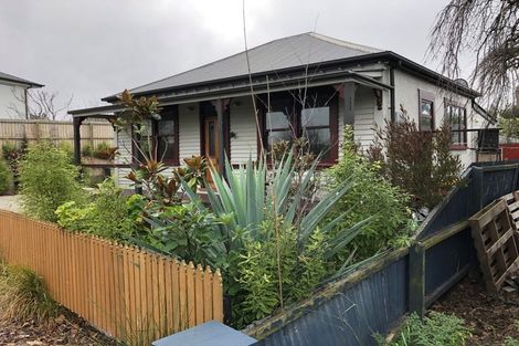 Photo of property in 1/115 Fifield Terrace, Opawa, Christchurch, 8023