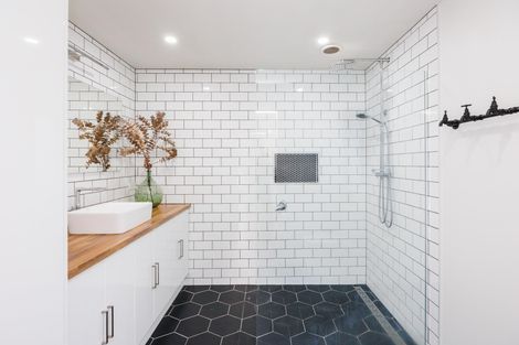 Photo of property in 97 Victoria Avenue, Palmerston North, 4410