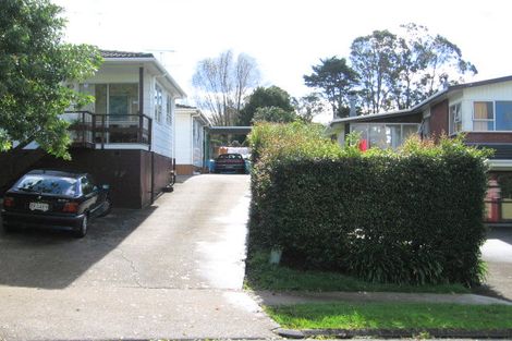 Photo of property in 1/7 Yarra Place, Botany Downs, Auckland, 2010