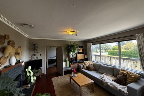 Photo of property in 79 Mangorei Road, Strandon, New Plymouth, 4312