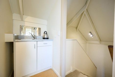 Photo of property in 151 Summerhill Drive, Fitzherbert, Palmerston North, 4410