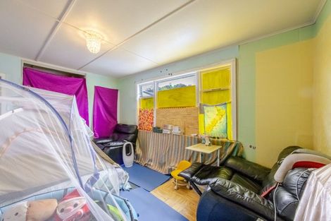 Photo of property in 13 Golding Road, Taradale, Napier, 4112