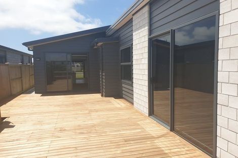 Photo of property in 4 Tomairangi Crescent, Pukekohe, 2120