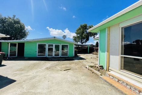 Photo of property in 1/26 Caravelle Close, Mangere, Auckland, 2022