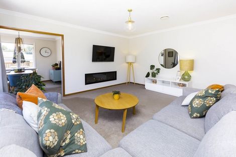 Photo of property in 7 Raukawa Grove, Trentham, Upper Hutt, 5018