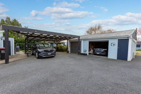 Photo of property in 1 Vogel Street, Woodville, 4920