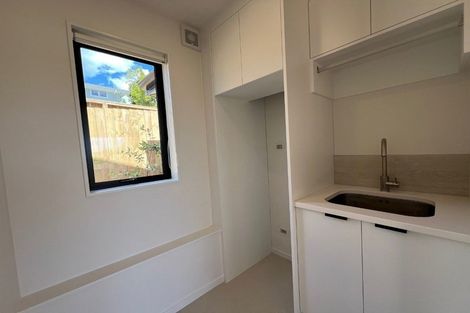 Photo of property in 6 Firth Road, Torbay, Auckland, 0630