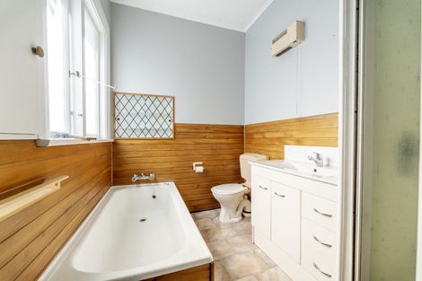 Photo of property in 33 Ashbury Avenue, Waimataitai, Timaru, 7910