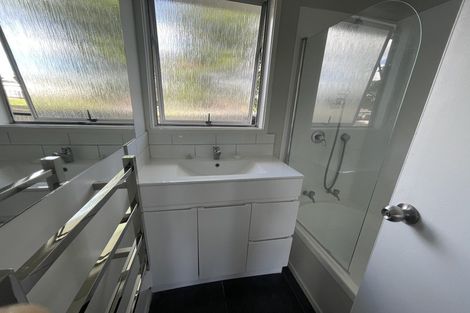 Photo of property in 9 Innismara Avenue, Wattle Downs, Auckland, 2103