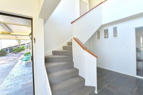 Photo of property in 20 John Road, Stanmore Bay, Whangaparaoa, 0932