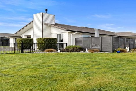 Photo of property in 2 Bluebell Place, Te Kauwhata, 3710