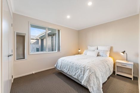 Photo of property in 11 Waianiwa Dell, Wharewaka, Taupo, 3330