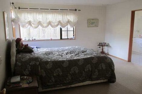 Photo of property in 7 Epuni Street, Hutt Central, Lower Hutt, 5011