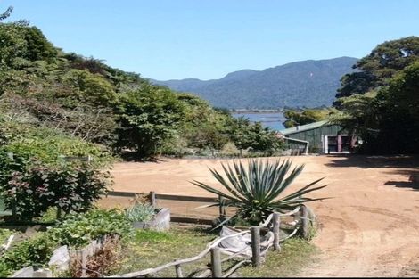 Photo of property in 14 Gibbs Road, Collingwood, 7073