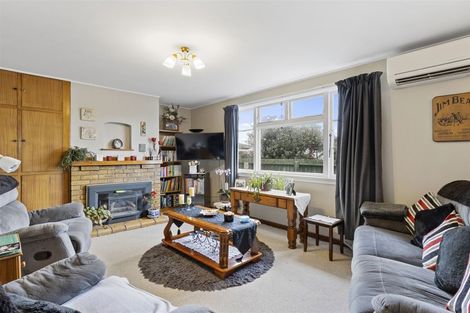 Photo of property in 105 Bassett Street, Burwood, Christchurch, 8083