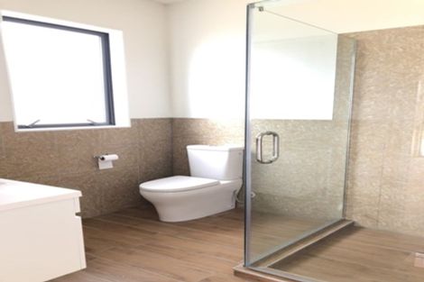 Photo of property in 19 Grove Way, Riverhead, 0820