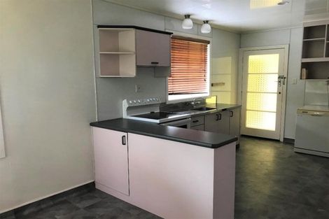 Photo of property in 19 Rawhiti Street, Vogeltown, New Plymouth, 4310