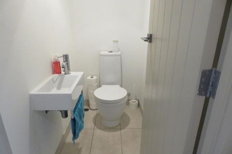 Photo of property in Bellagio Apartments, 8e/39 Taranaki Street, Te Aro, Wellington, 6011