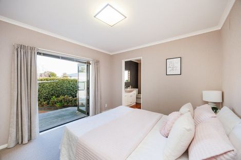 Photo of property in 7 Dittmer Drive, Awapuni, Palmerston North, 4412