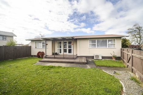 Photo of property in 33 Suzanne Grove, Kelvin Grove, Palmerston North, 4414