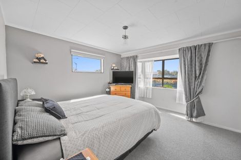 Photo of property in 5 Nicholson Street, Mayfair, Hastings, 4122