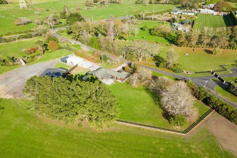 Photo of property in 12 Brookvale Lane, Taupaki, Henderson, 0782