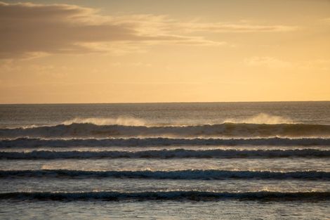 Photo of property in 108 Wellington Road, Paekakariki, 5034