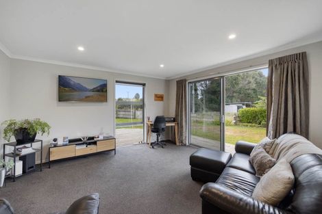 Photo of property in 16 Roy Road, Hamurana, Rotorua, 3096